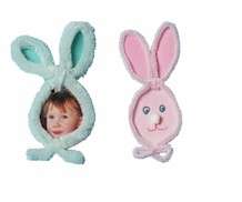bunny picture frames from pipe cleaners for your fridge